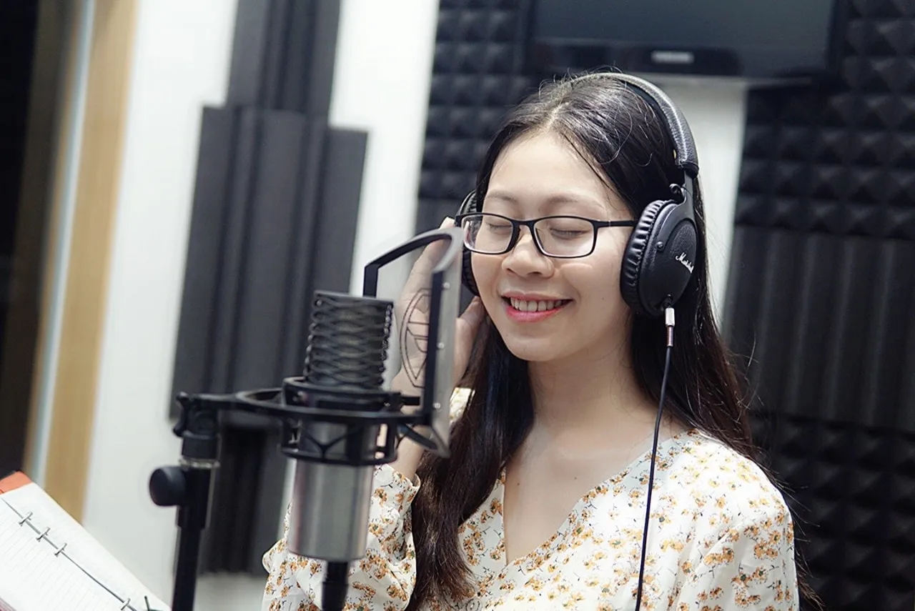 Dịch vụ cho thuê Studio thu âm Hà Nội - Hoa Việt Studio